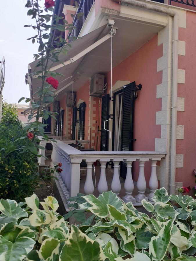 Marili Downstairs Apartments Rodas Exterior foto